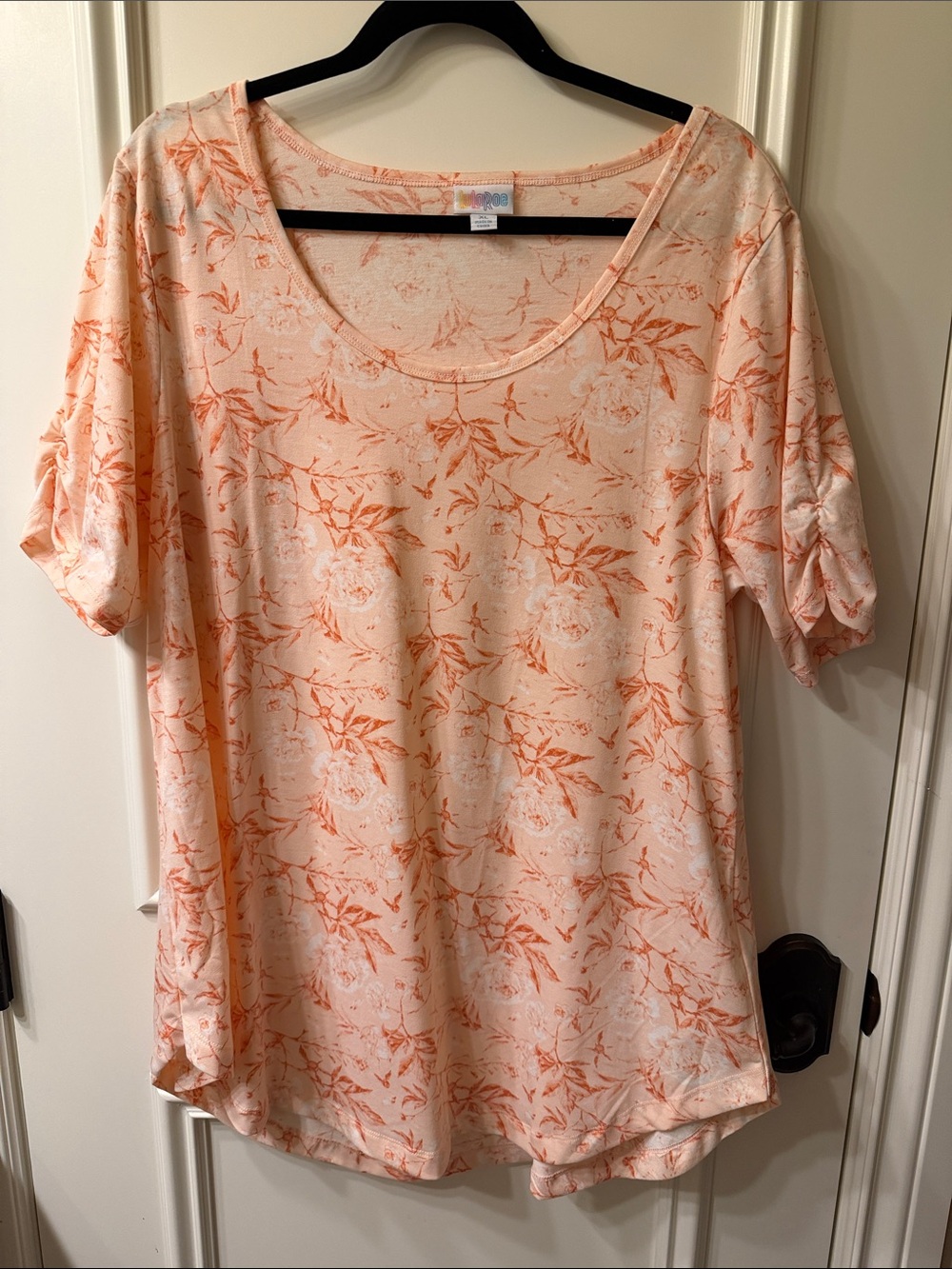 Women’s LuLaRoe Morgan Scoop Neck Floral Tee - Peach and white
